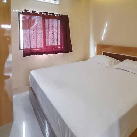 מג'לנגקה Jatiwangi Syariah Guest House Mitra Reddoorz מראה חיצוני תמונה